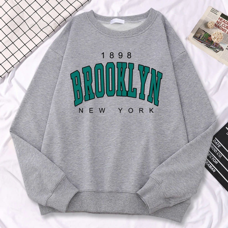 1898 Brooklyn” Women’s Sweatshirt – Autumn Streetwear