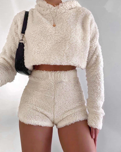 Plush Long Sleeve Two-Piece Lounge Set – Cozy Luxe Collection