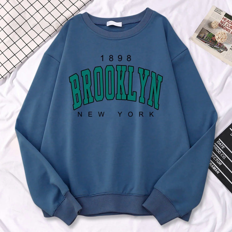 1898 Brooklyn” Women’s Sweatshirt – Autumn Streetwear