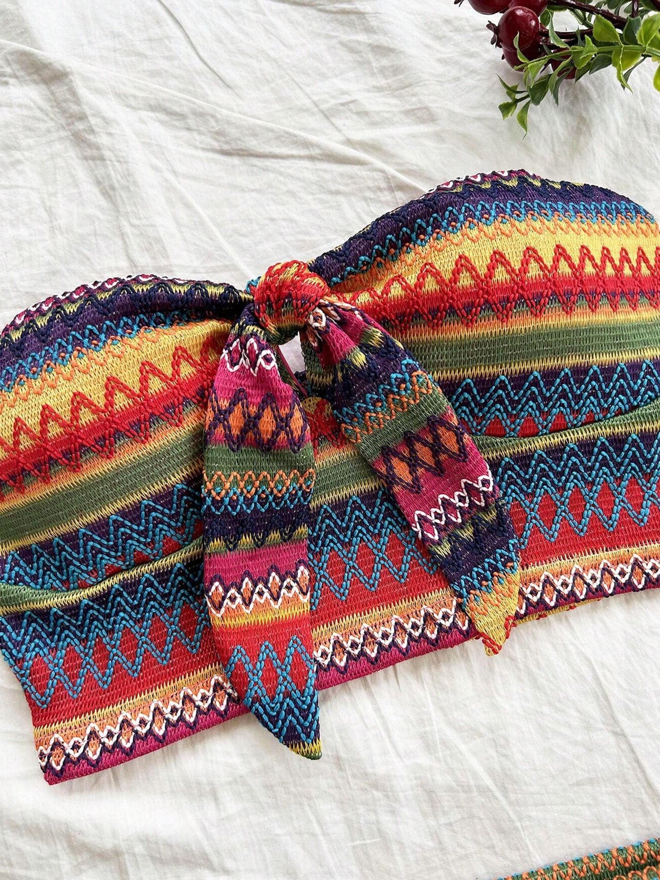 Women’s 2-Piece Striped Summer Set – Sexy Elastic Crop Top & High-Waist Shorts for Vacation & Daily Wear