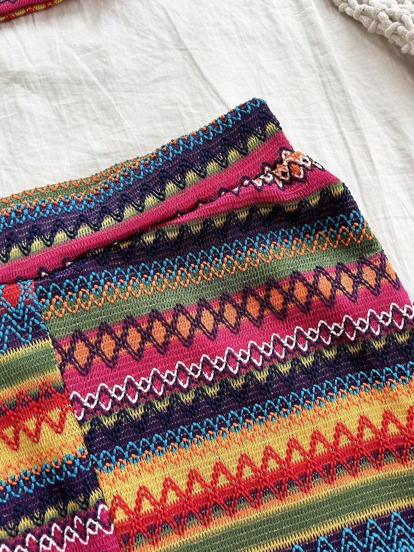 Women’s 2-Piece Striped Summer Set – Sexy Elastic Crop Top & High-Waist Shorts for Vacation & Daily Wear