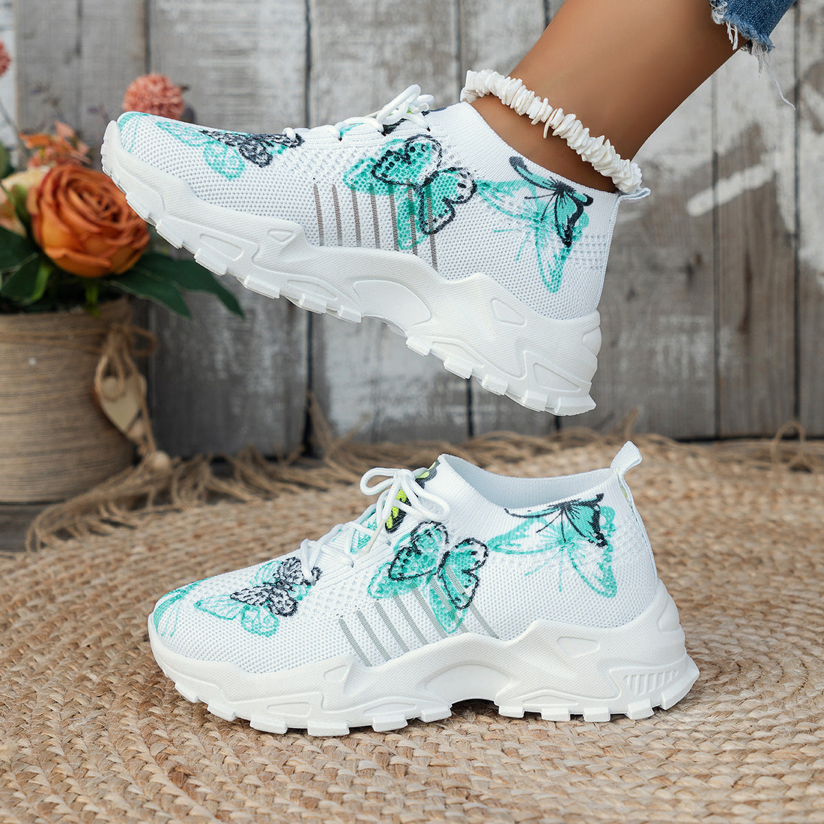 Butterfly Mesh Sneakers – Flat Heel Women’s Fashion Running Shoes
