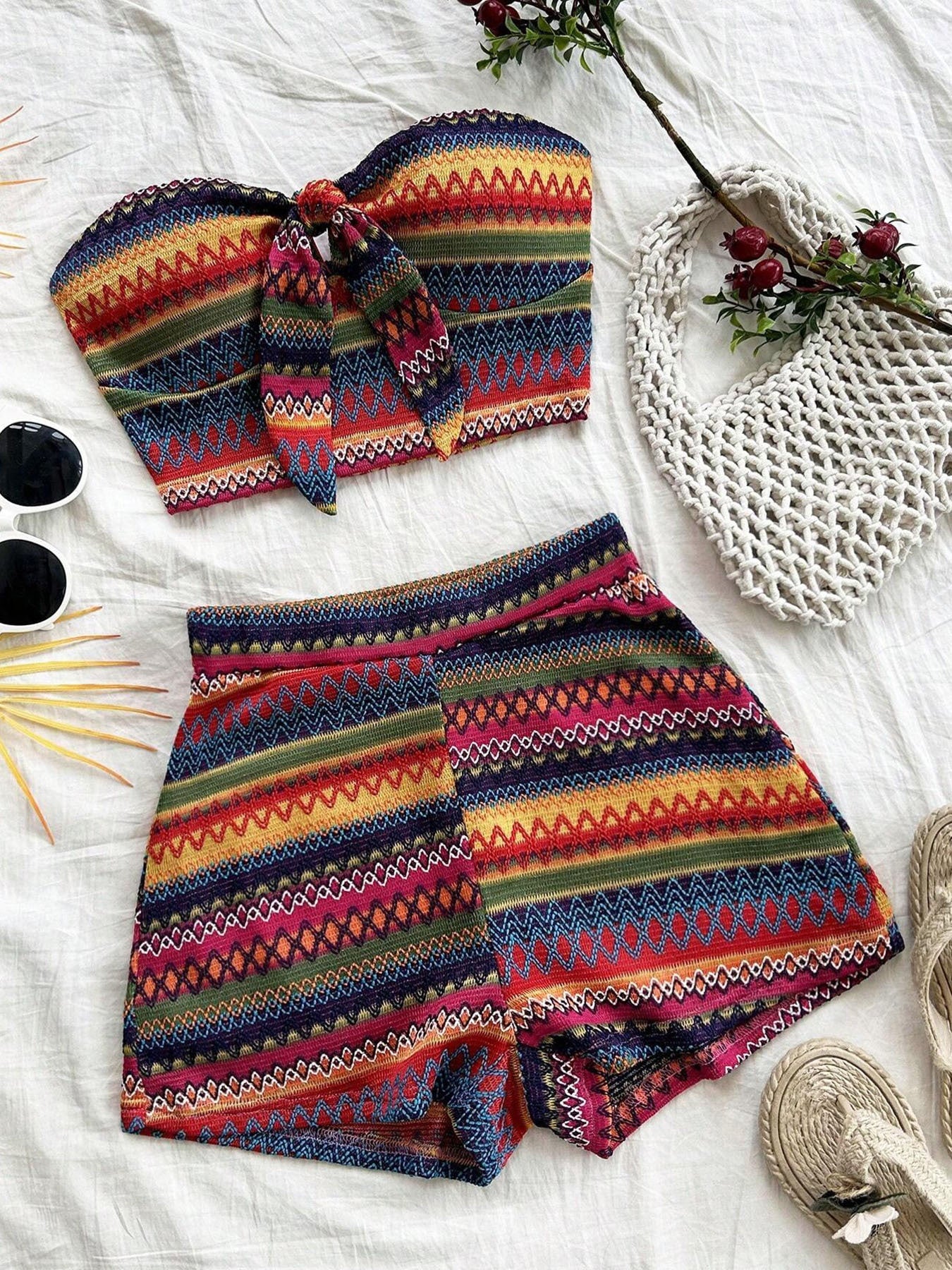 Women’s 2-Piece Striped Summer Set – Sexy Elastic Crop Top & High-Waist Shorts for Vacation & Daily Wear