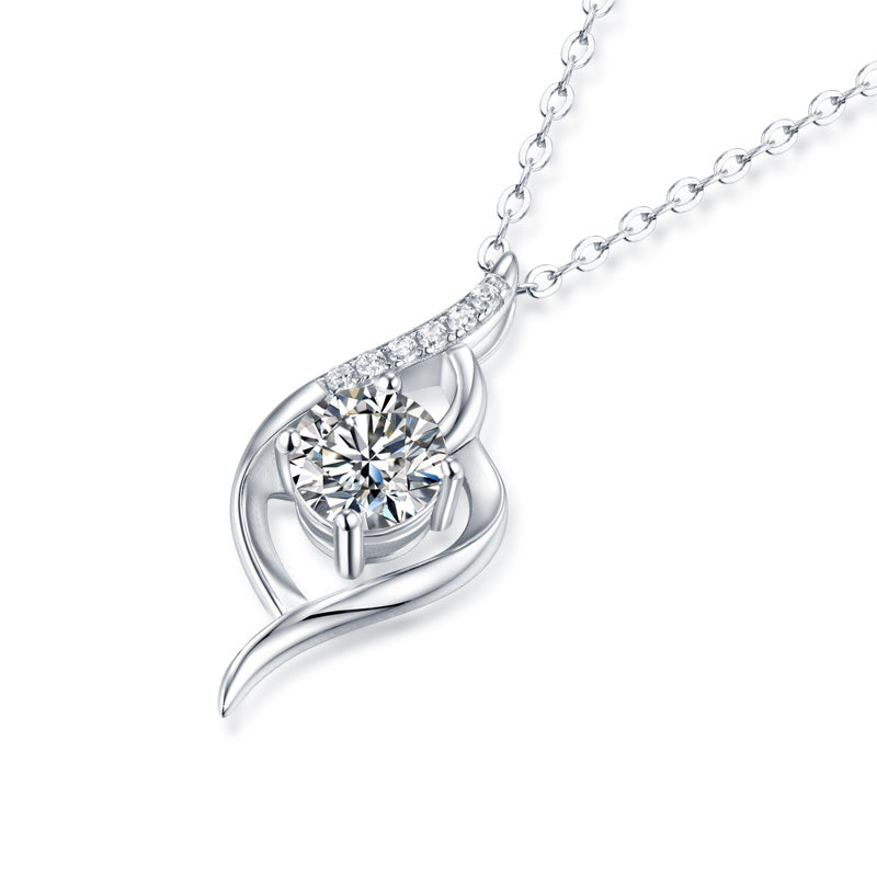 Moissanite Pendant Necklace – Luxury Silver Jewelry Set with Urban-Inspired Elegance